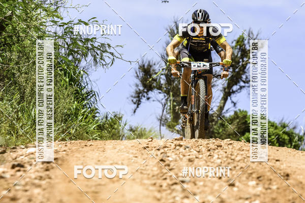 Buy your photos of the eventOURO BIKER on Fotop