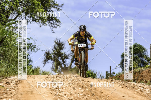 Buy your photos of the eventOURO BIKER on Fotop