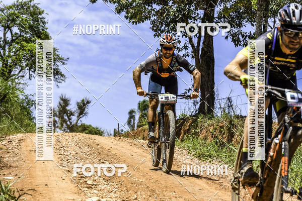 Buy your photos of the eventOURO BIKER on Fotop