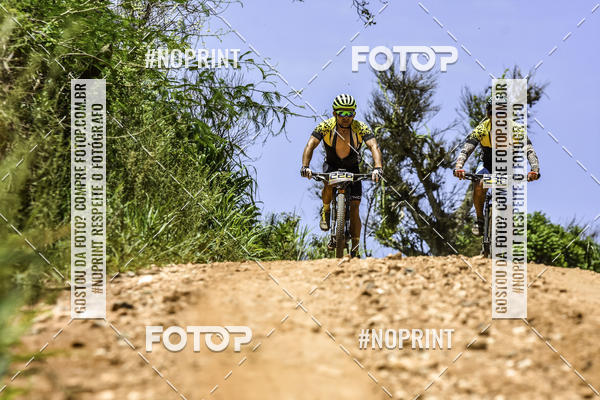 Buy your photos of the eventOURO BIKER on Fotop