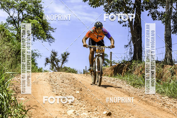 Buy your photos of the eventOURO BIKER on Fotop