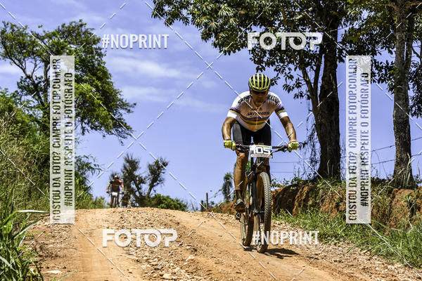 Buy your photos of the eventOURO BIKER on Fotop