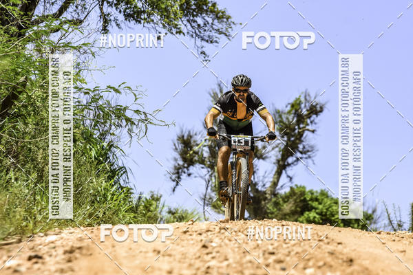 Buy your photos of the eventOURO BIKER on Fotop