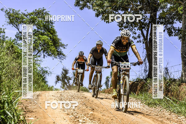 Buy your photos of the eventOURO BIKER on Fotop