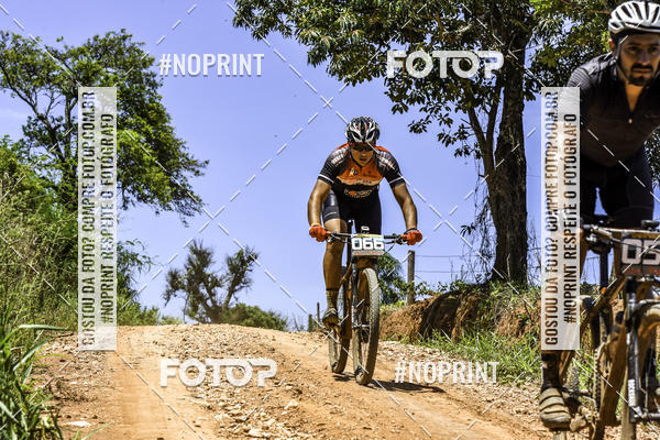 Buy your photos of the eventOURO BIKER on Fotop