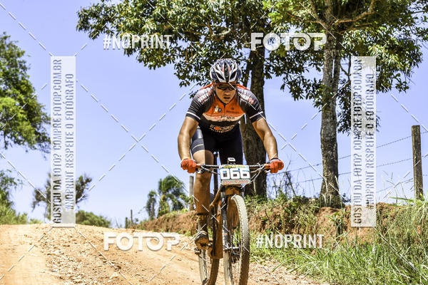 Buy your photos of the eventOURO BIKER on Fotop