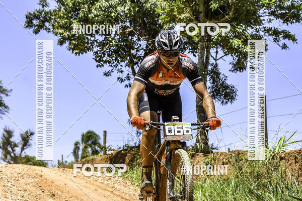 Buy your photos of the eventOURO BIKER on Fotop