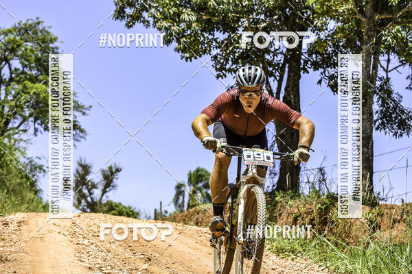 Buy your photos of the eventOURO BIKER on Fotop