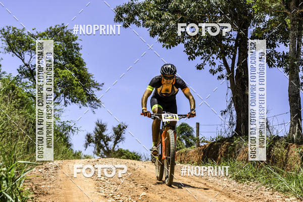 Buy your photos of the eventOURO BIKER on Fotop