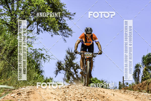 Buy your photos of the eventOURO BIKER on Fotop