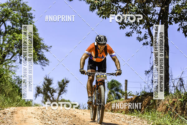 Buy your photos of the eventOURO BIKER on Fotop