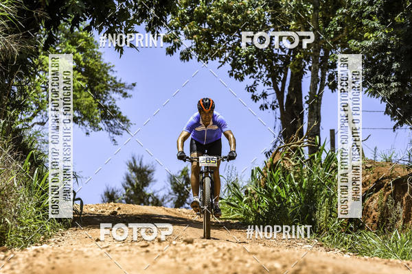 Buy your photos of the eventOURO BIKER on Fotop