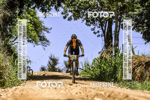 Buy your photos of the eventOURO BIKER on Fotop