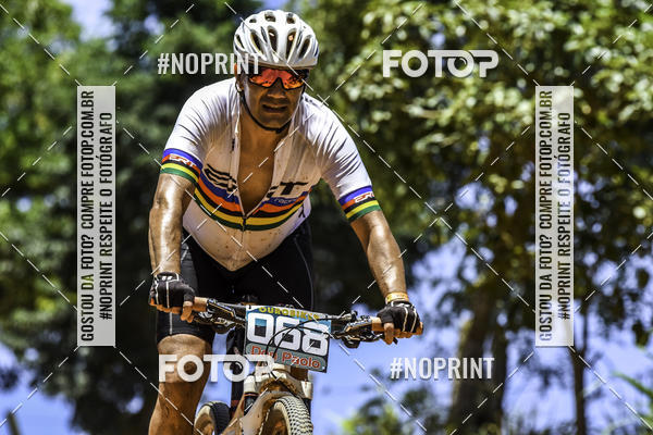 Buy your photos of the eventOURO BIKER on Fotop