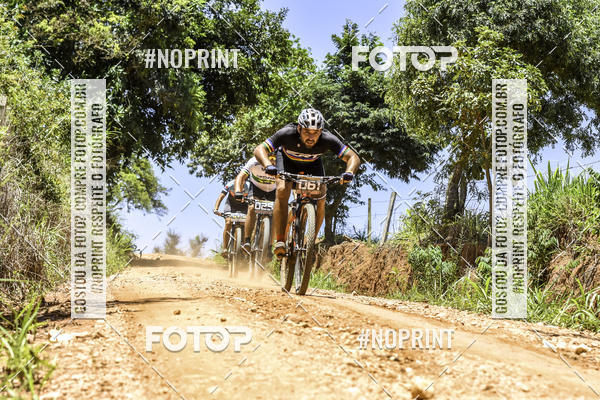 Buy your photos of the eventOURO BIKER on Fotop