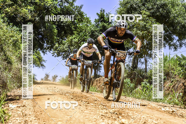 Buy your photos of the eventOURO BIKER on Fotop