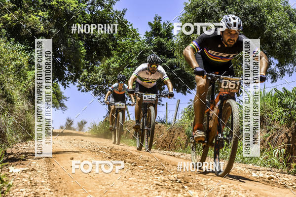 Buy your photos of the eventOURO BIKER on Fotop