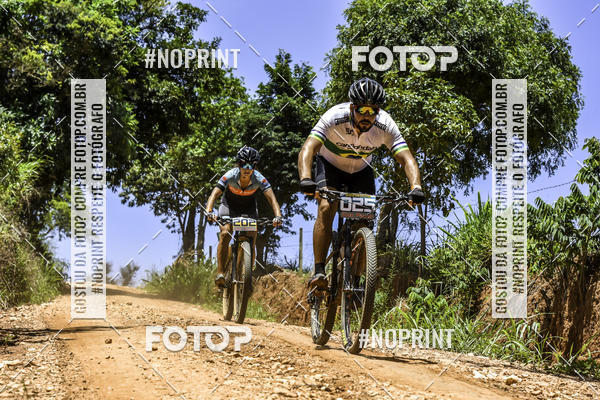 Buy your photos of the eventOURO BIKER on Fotop