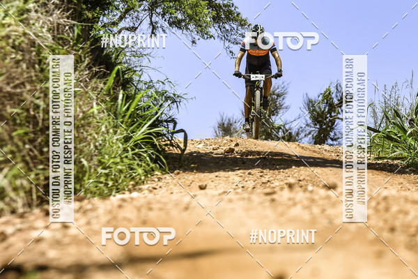 Buy your photos of the eventOURO BIKER on Fotop