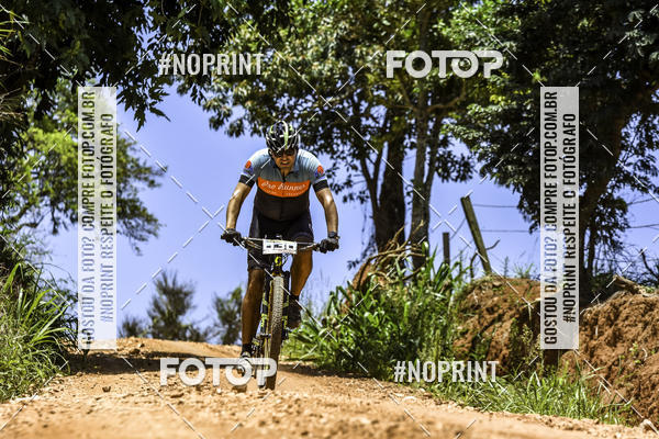 Buy your photos of the eventOURO BIKER on Fotop