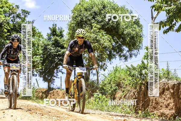 Buy your photos of the eventOURO BIKER on Fotop