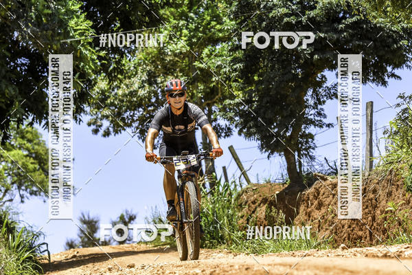 Buy your photos of the eventOURO BIKER on Fotop