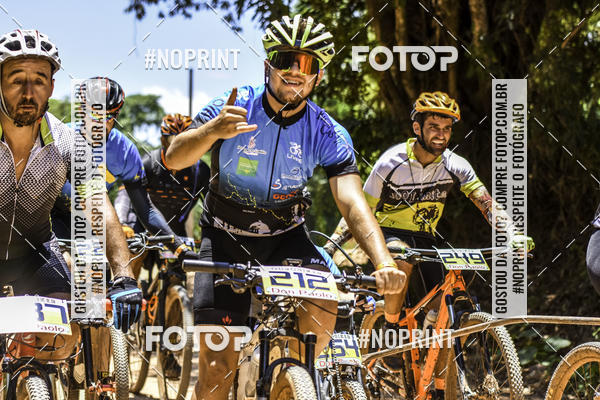 Buy your photos of the eventOURO BIKER on Fotop