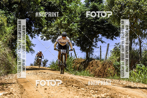 Buy your photos of the eventOURO BIKER on Fotop