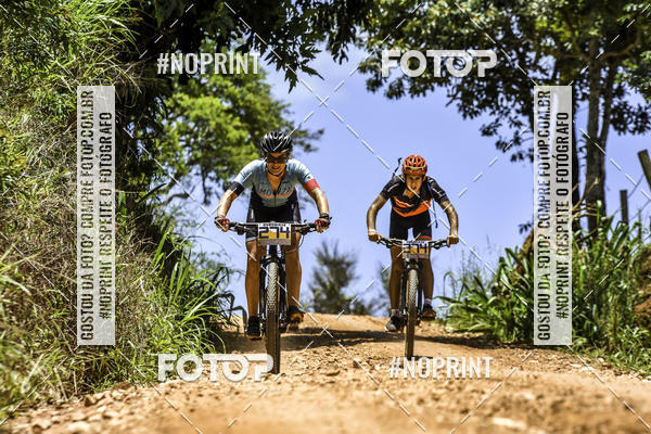 Buy your photos of the eventOURO BIKER on Fotop