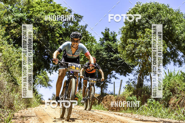 Buy your photos of the eventOURO BIKER on Fotop