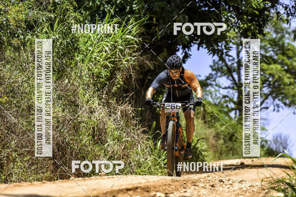 Buy your photos of the eventOURO BIKER on Fotop