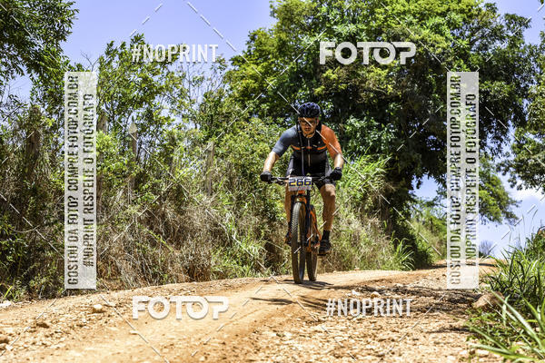 Buy your photos of the eventOURO BIKER on Fotop