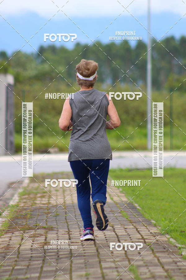 Buy your photos of the event2 Corrida de Natal Shopping Ptio Pinda on Fotop