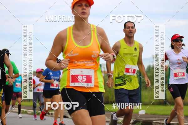 Buy your photos of the event2 Corrida de Natal Shopping Ptio Pinda on Fotop