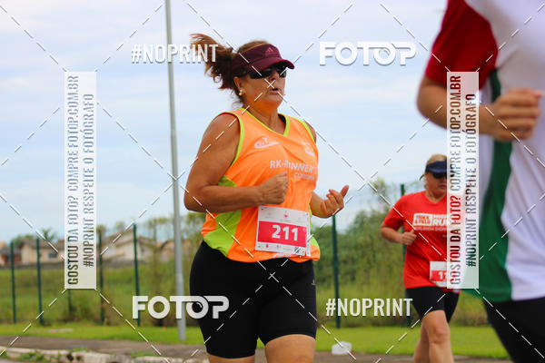 Buy your photos of the event2 Corrida de Natal Shopping Ptio Pinda on Fotop
