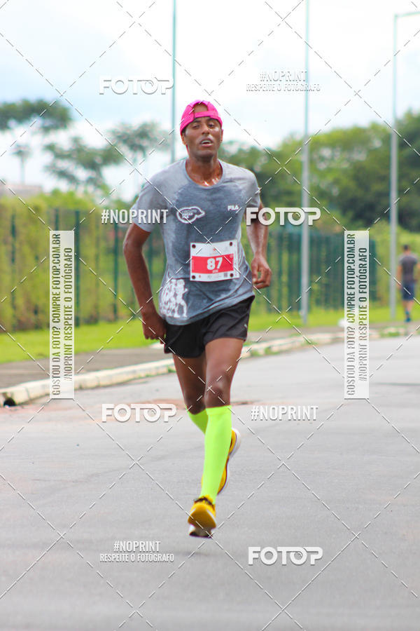 Buy your photos of the event2 Corrida de Natal Shopping Ptio Pinda on Fotop
