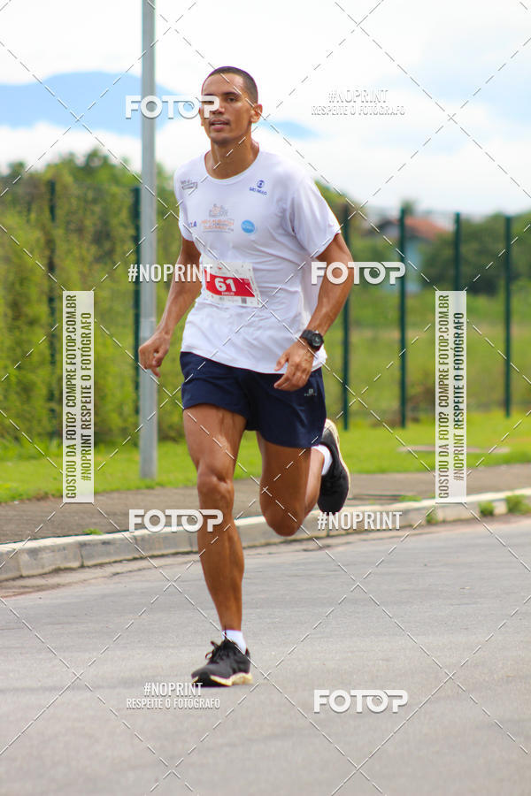 Buy your photos of the event2 Corrida de Natal Shopping Ptio Pinda on Fotop
