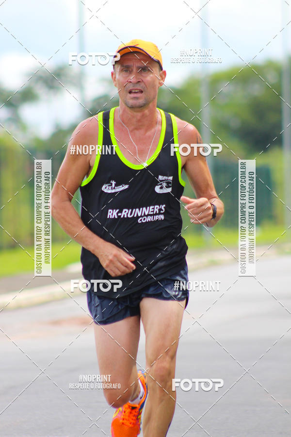 Buy your photos of the event2 Corrida de Natal Shopping Ptio Pinda on Fotop