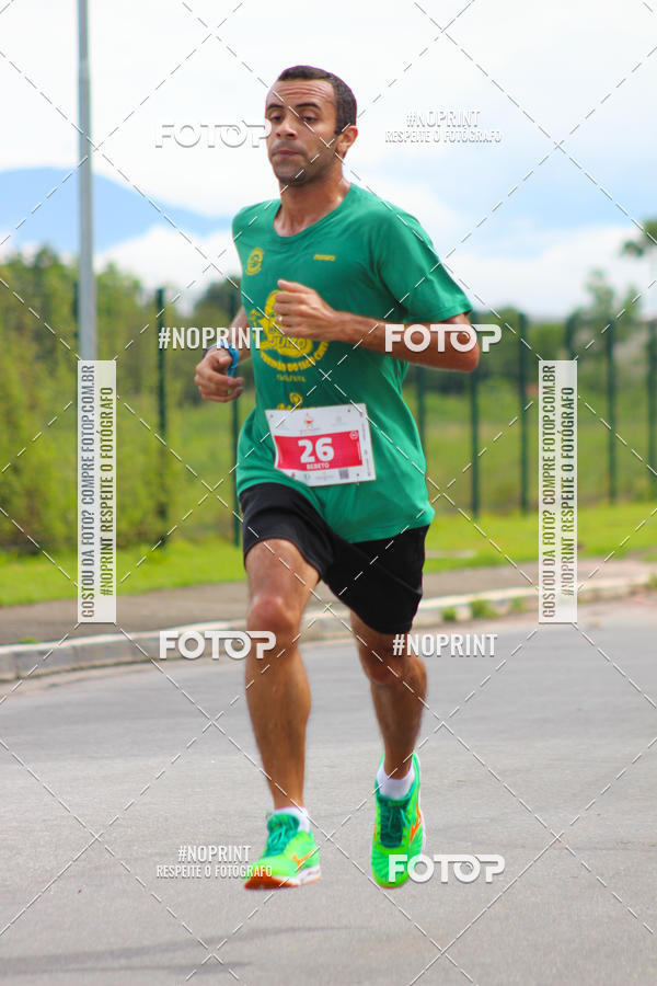 Buy your photos of the event2 Corrida de Natal Shopping Ptio Pinda on Fotop