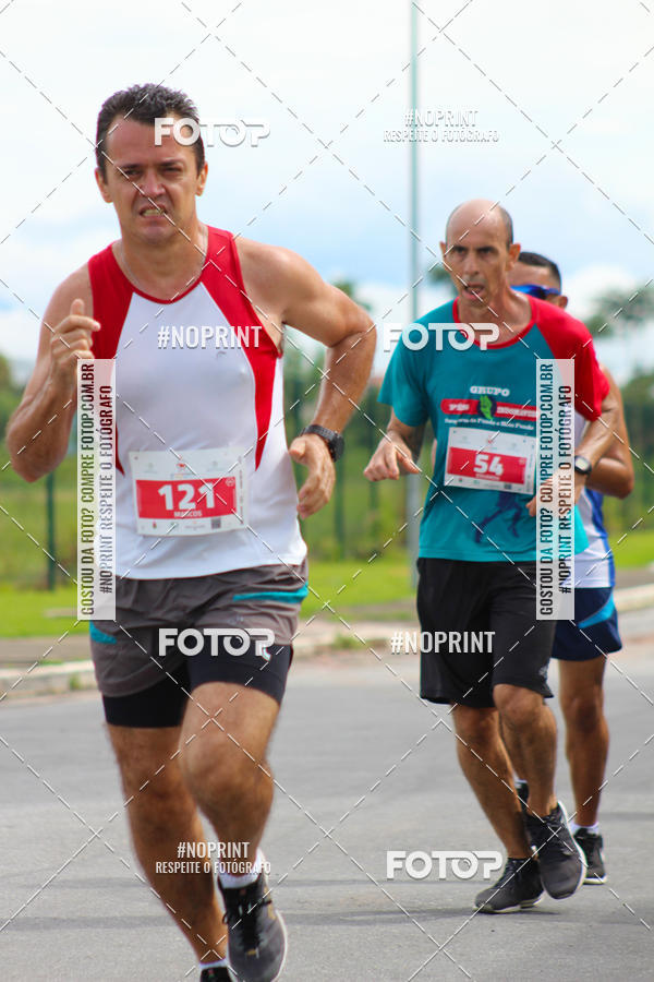 Buy your photos of the event2 Corrida de Natal Shopping Ptio Pinda on Fotop