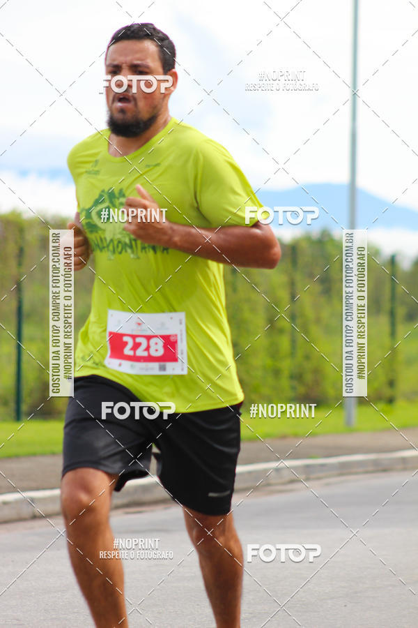 Buy your photos of the event2 Corrida de Natal Shopping Ptio Pinda on Fotop