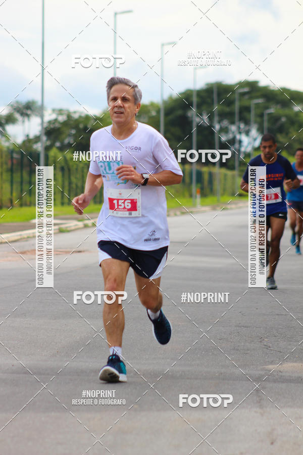 Buy your photos of the event2 Corrida de Natal Shopping Ptio Pinda on Fotop
