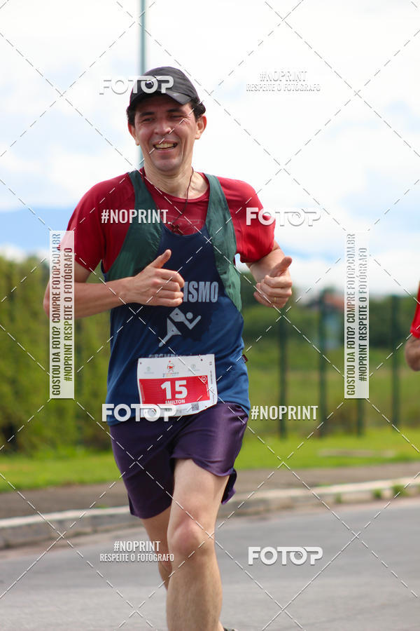Buy your photos of the event2 Corrida de Natal Shopping Ptio Pinda on Fotop