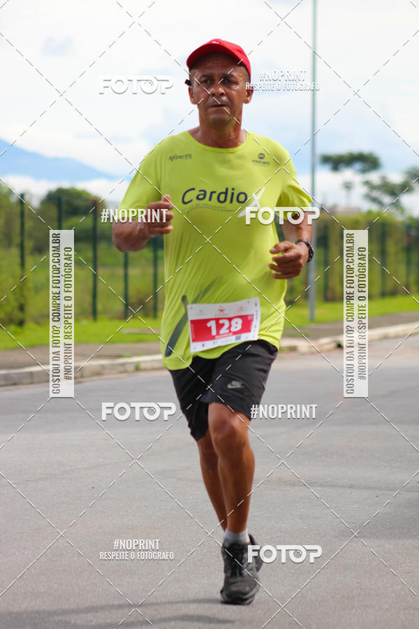 Buy your photos of the event2 Corrida de Natal Shopping Ptio Pinda on Fotop