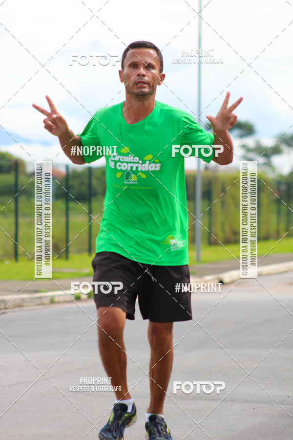 Buy your photos of the event2 Corrida de Natal Shopping Ptio Pinda on Fotop