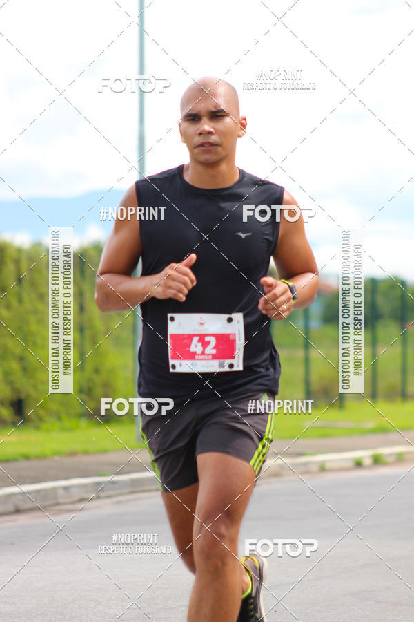 Buy your photos of the event2 Corrida de Natal Shopping Ptio Pinda on Fotop