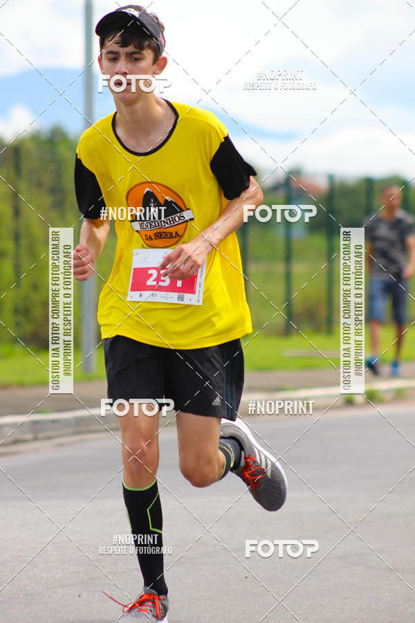 Buy your photos of the event2 Corrida de Natal Shopping Ptio Pinda on Fotop