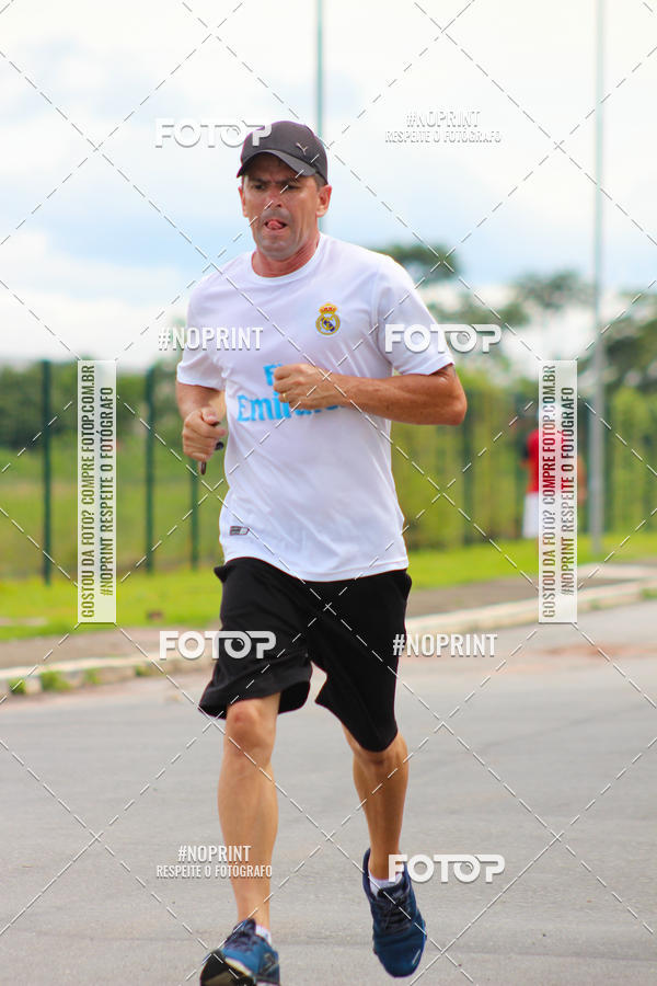 Buy your photos of the event2 Corrida de Natal Shopping Ptio Pinda on Fotop