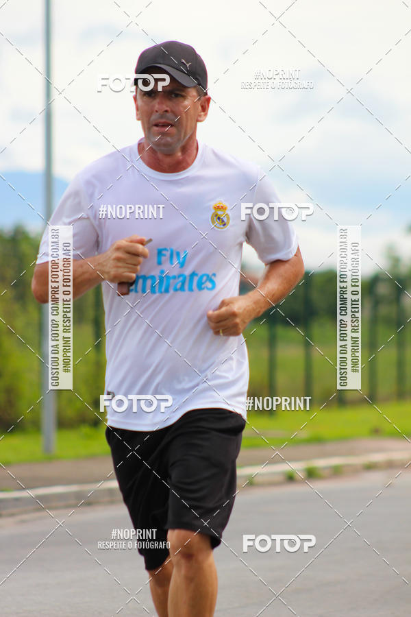 Buy your photos of the event2 Corrida de Natal Shopping Ptio Pinda on Fotop