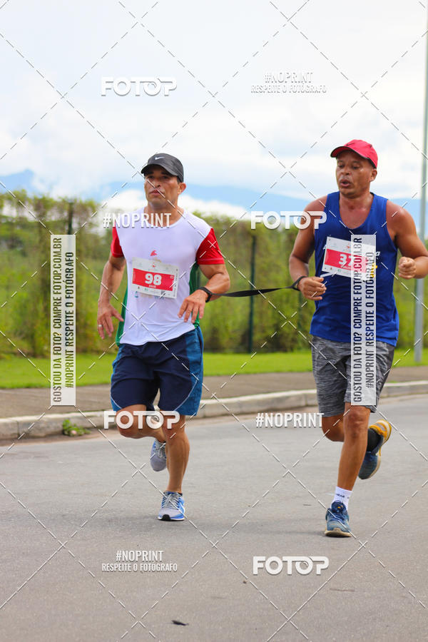 Buy your photos of the event2 Corrida de Natal Shopping Ptio Pinda on Fotop